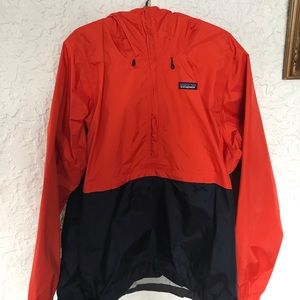 Patagonia half zip windbreaker